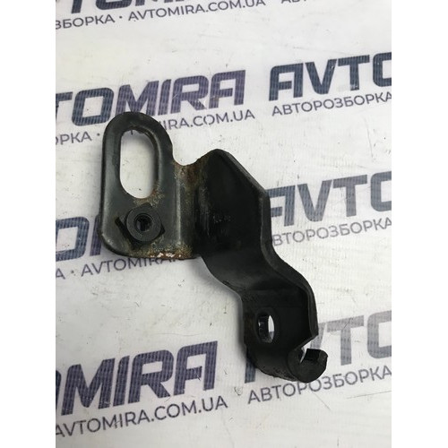 Скоба подъема двигателя Opel Zafira B 1.6 16V 2005-2011 24438214
